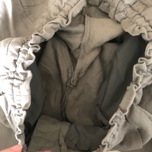 WILFRED/ ARITZIA Linen Grey trousers - Picture 8 of 16